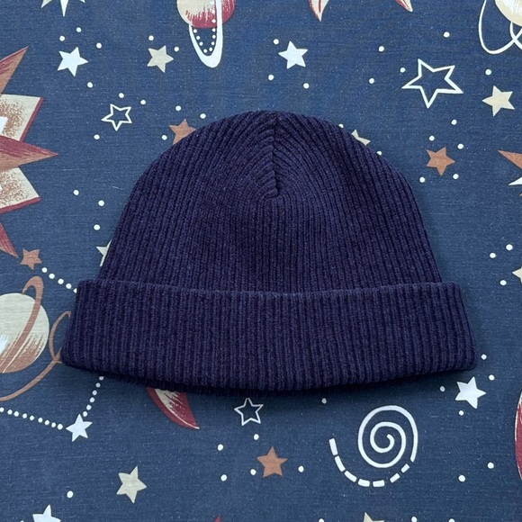 Vintage Navy Blue Acrylic Knit Winter Hat Beanie One Size - Picture 1 of 5